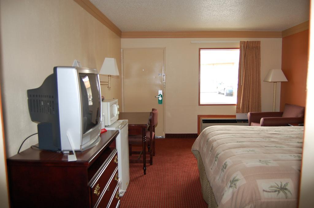 Executive Inn And Suites Springdale Extérieur photo