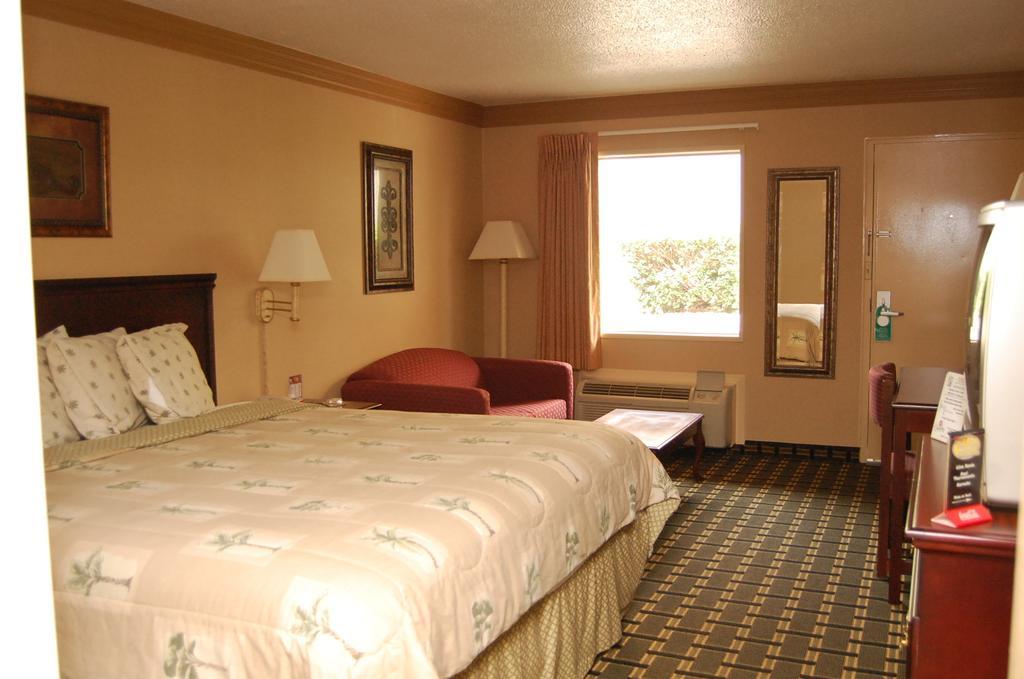 Executive Inn And Suites Springdale Extérieur photo