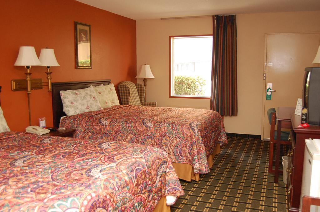 Executive Inn And Suites Springdale Extérieur photo